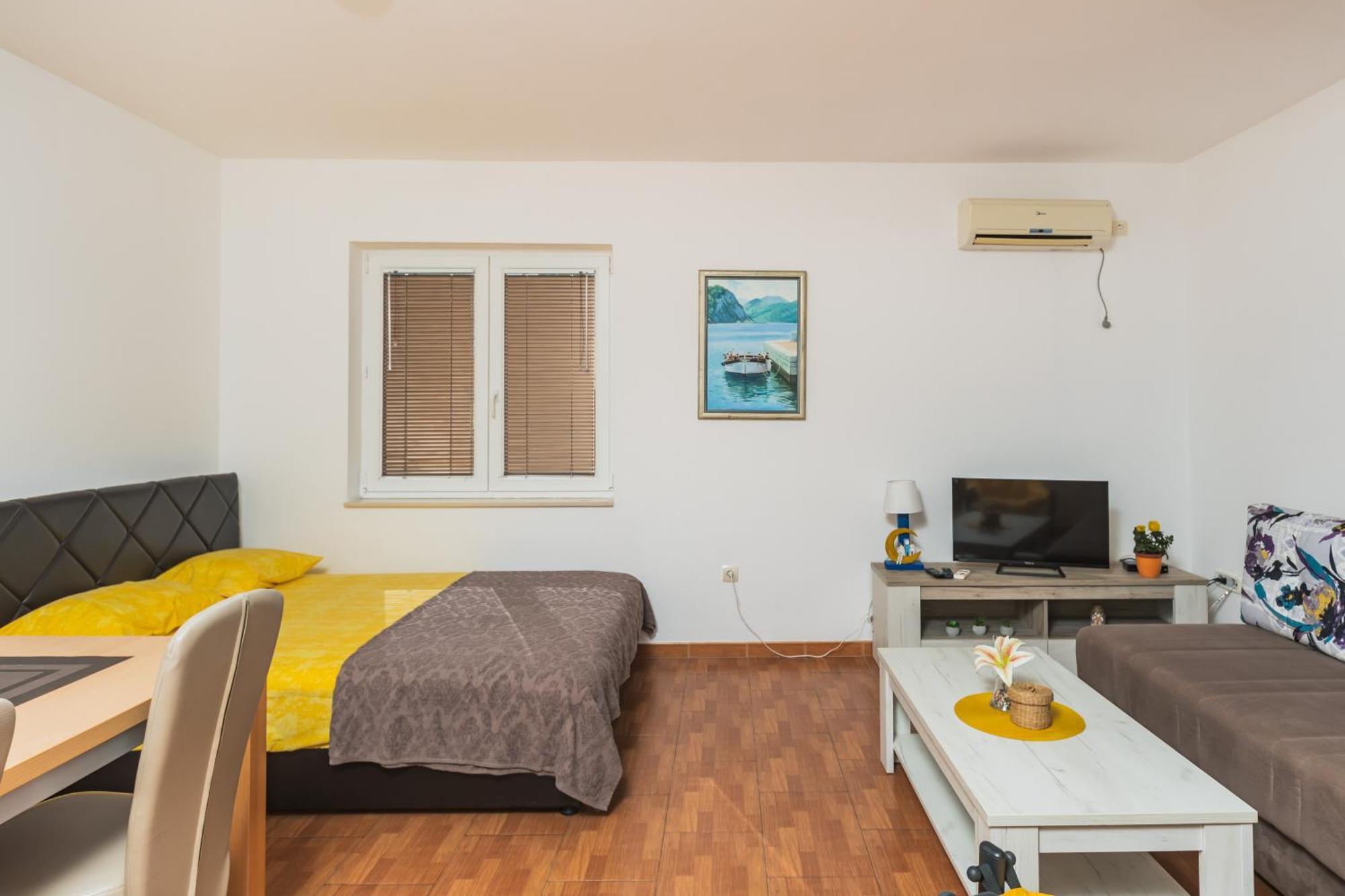 Apartments Franicevic Petrovac 외부 사진